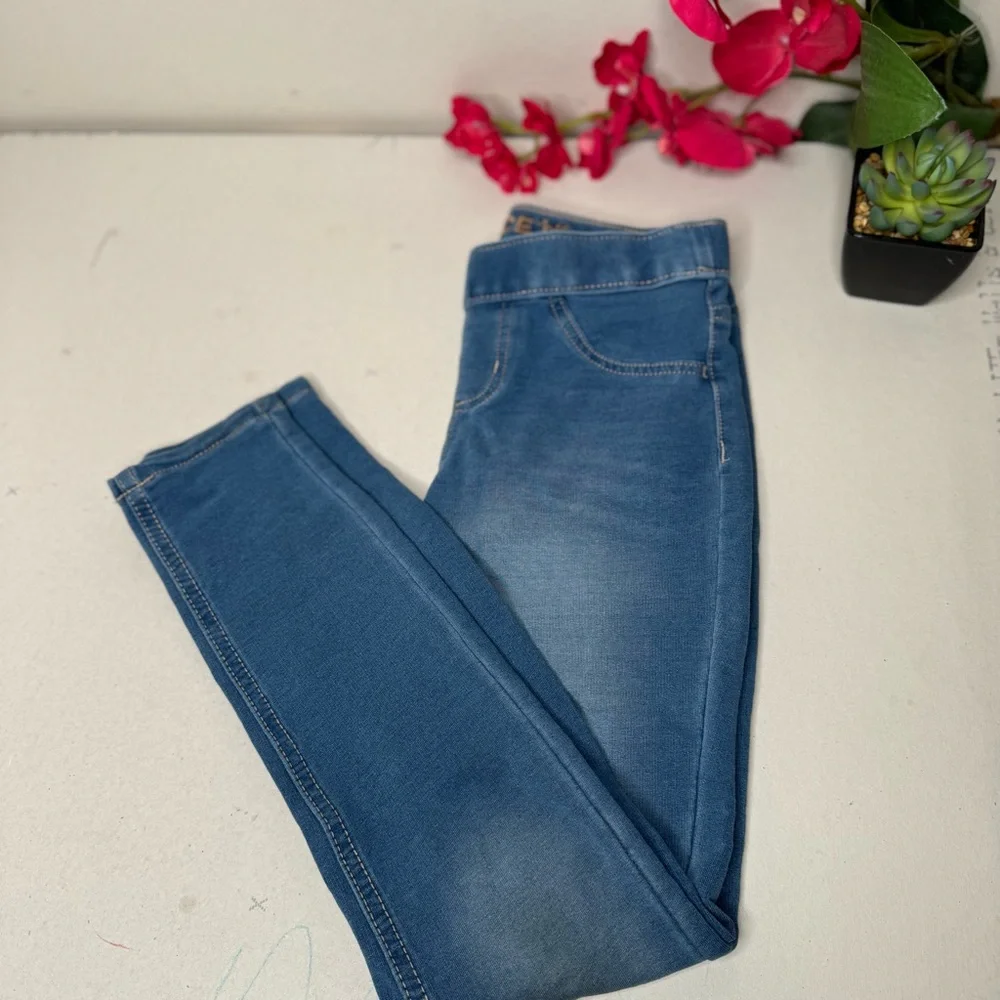💙 Justice Girl Leggings/ Jeans 👖💙